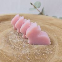 4 St. Schafmilchseifen-Hasen sitzend MAGNOLIE - Frühlingsgeschenk - Ostern
